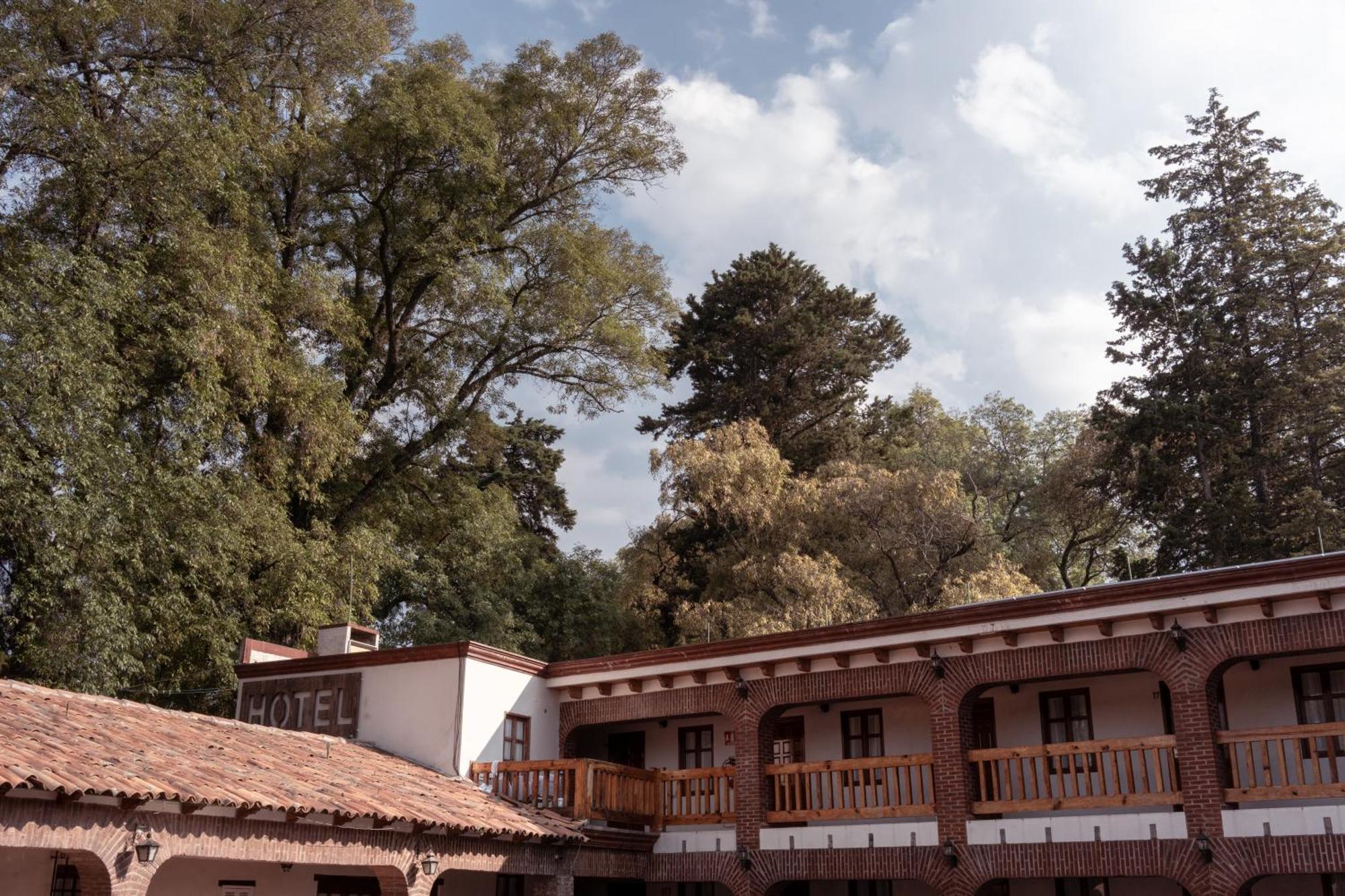 Hotel La Casona Хилотепек-де-Абасоло Экстерьер фото